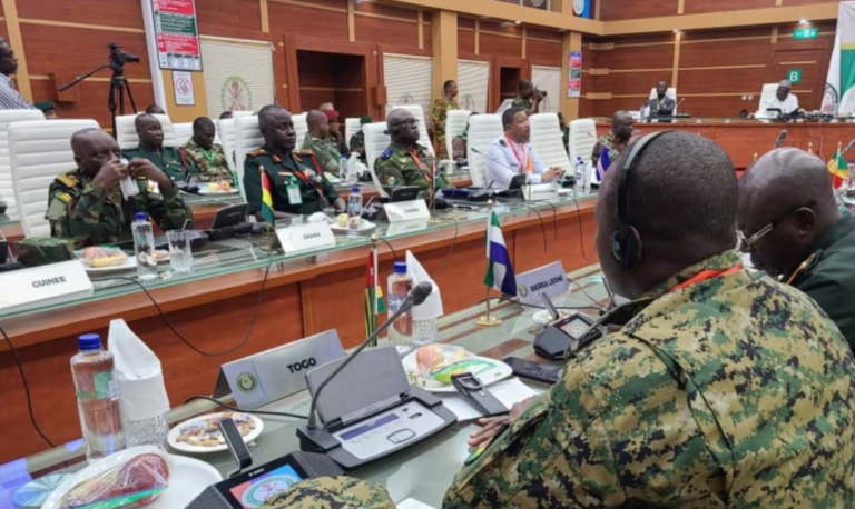Crise au Niger: réunion militaire ouest-africaine, Russie et Mali pour une résolution pacifique