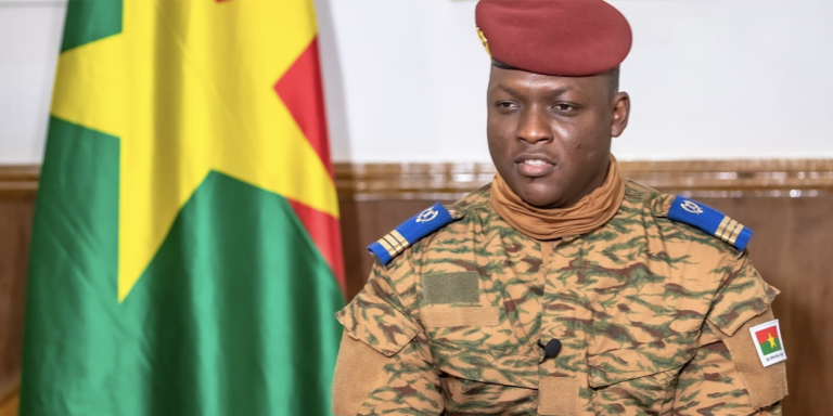 Burkina: les élections ne sont pas « une priorité » (capitaine Traoré)