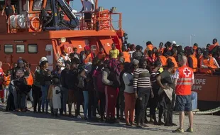 310x190 sauveteurs mer espagnols secouru 675 migrants cours week end entre maroc espagne illustration Jallale.net l'info dernière minute !