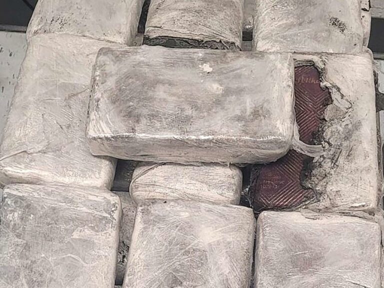 A peine avoir bénéficié d’une grâce présidentielle, un dealer Nigérian est arrêté avec 11 boulettes de cocaïne
