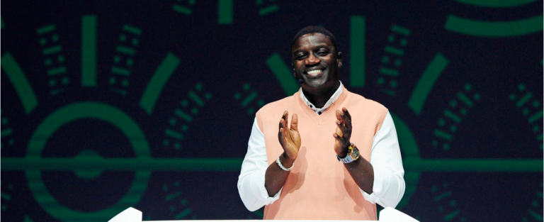 CAN 2023 : Akon met la pression aux Lions du Sénégal