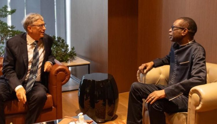 Rencontre entre Youssou Ndour et avec Bill Gates: « Ce fut un honneur de parler avec …».