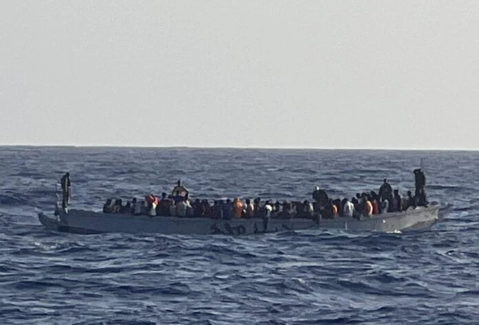 Deux autres convois venus du Sénégal arrivent en Espagne, 911 migrants enregistrés ces dernières heures
