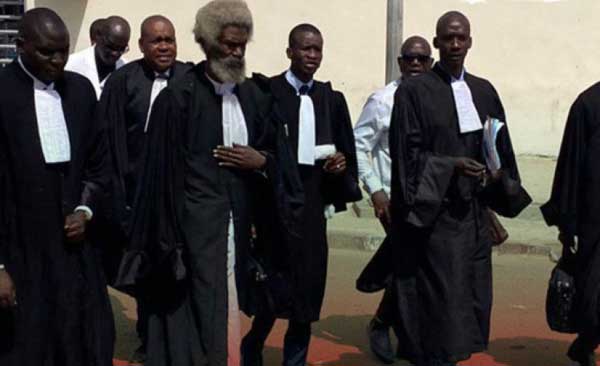 Les explications des avocats de Ousmane Sonko : « Pourquoi nous avons déposé le rabat-d’arrêt »