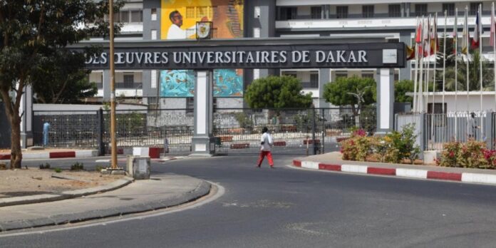 L’Université Cheikh Anta Diop de Dakar poursuit l’année universitaire en distanciel, provoquant la controverse