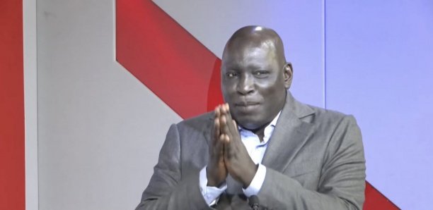 Madiambal Diagne révèle une facette de Macky Sall, qui va hérisser les poils des partisans de Sonko