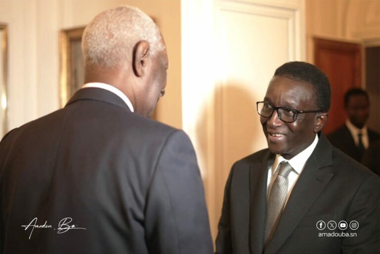 (Photos) – Amadou Ba rencontre le président Abdou Diouf ce lundi à Paris