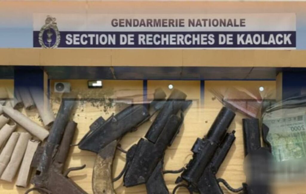 Trafics d’armes : Un vieux arrêté avec plusieurs pistolets artisanaux